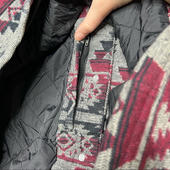 NWOT Duluth Trading Co Sherpa Festivest - Picture 8 of 11